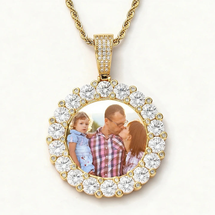 Customized Photo Pendant Necklace Round Iced-Out Zircon Diamond Frame(24" chain)