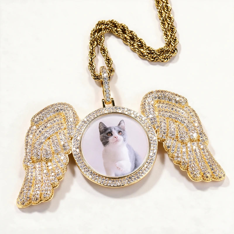 3D Zircon Diamond Circle Custom Picture Pendant with Angle Wingds