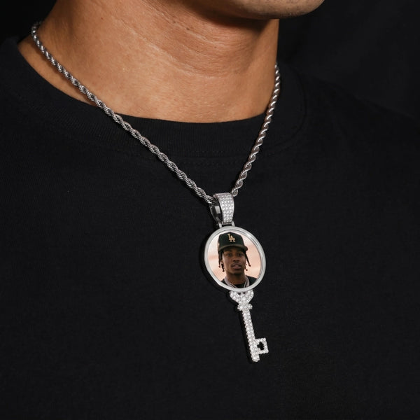 3D Round Key Solid Custom Photo Pendant in White Gold
