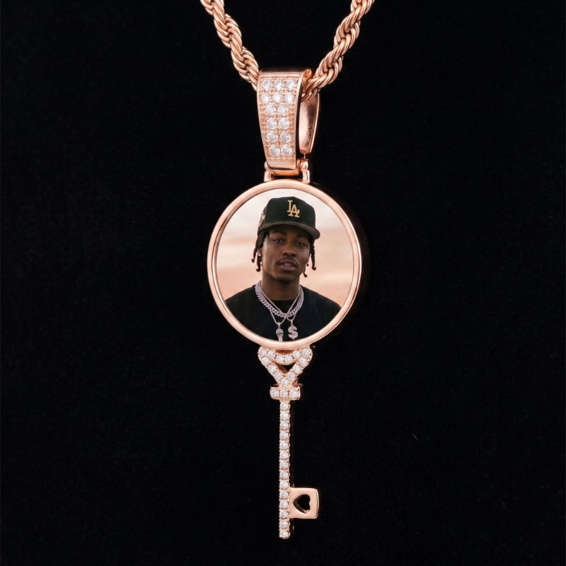 3D Round Key Solid Custom Photo Pendant in White Gold - 22mm