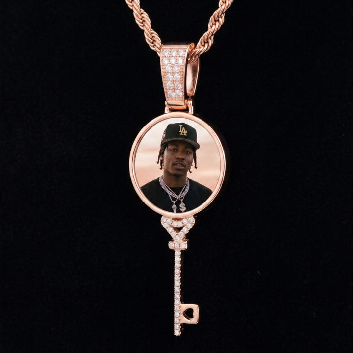3D Round Key Solid Custom Photo Pendant in White Gold - 22mm