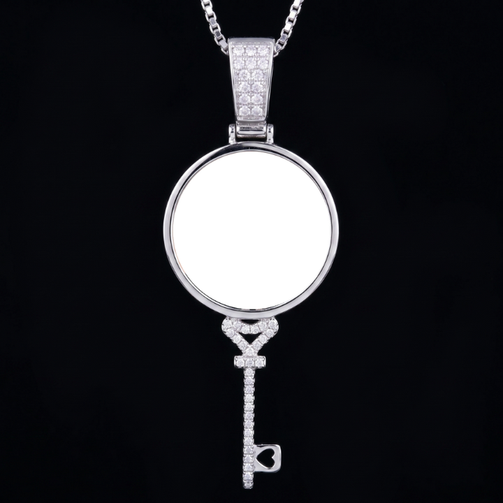 3D Round Key Solid Custom Photo Pendant in White Gold - 22mm