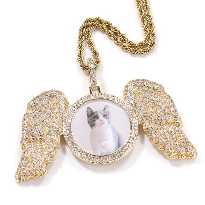 3D ZIRCON DIAMOND CIRCLE CUSTOM PICTURE PENDANT WITH ANGEL WINGS