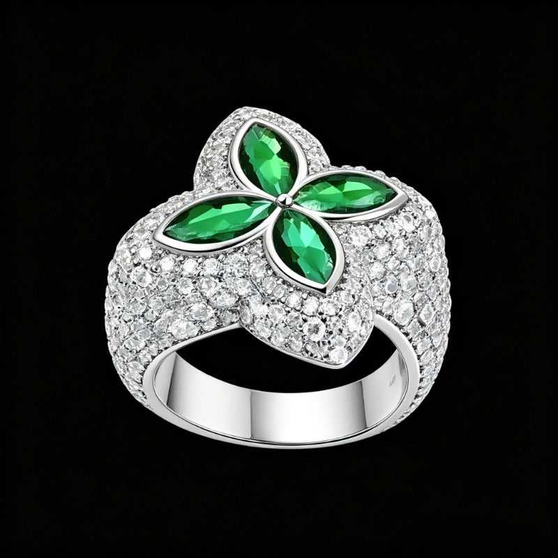 Iced Clover Rings in Yellow Diamond - 25mm