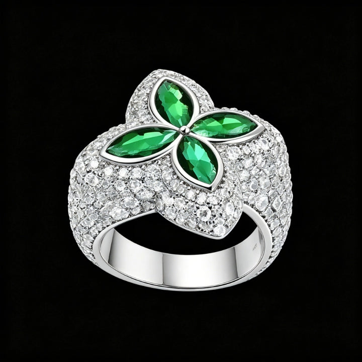 Iced Clover Rings in Yellow Diamond - 25mm